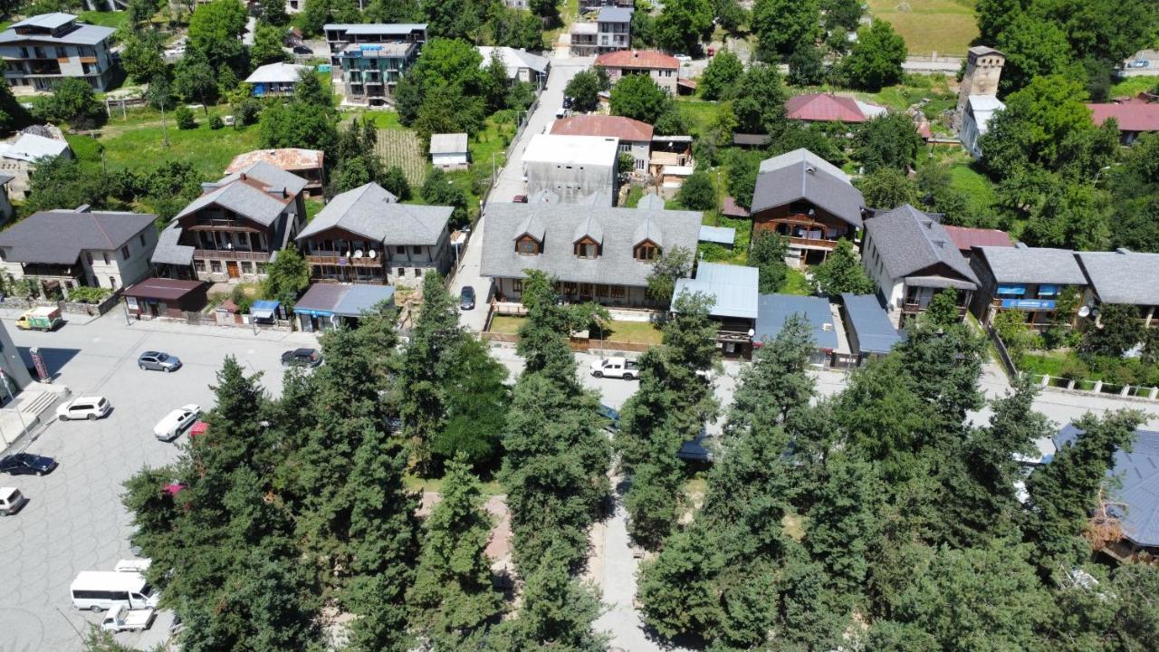 Guest House Svan-Ski Mestia Esterno foto