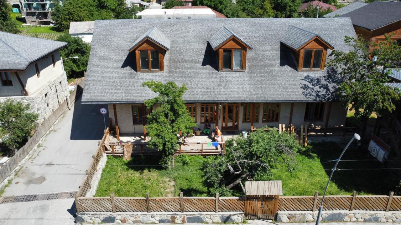 Guest House Svan-Ski Mestia Esterno foto