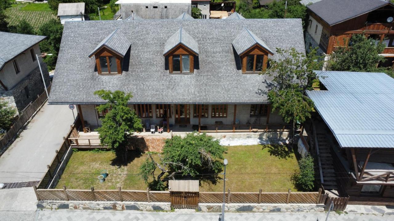 Guest House Svan-Ski Mestia Esterno foto