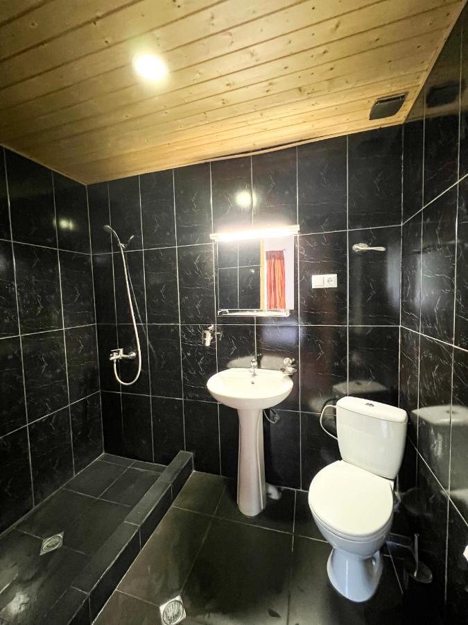 Guest House Svan-Ski Mestia Esterno foto
