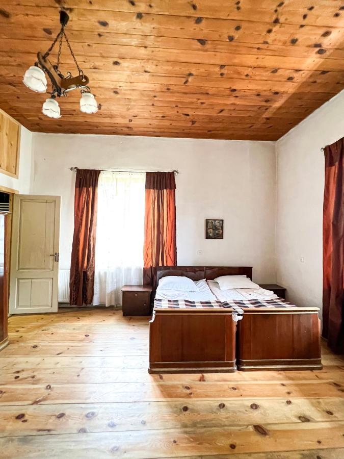 Guest House Svan-Ski Mestia Esterno foto